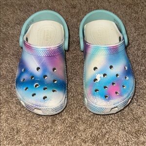 CROCS Multicolor Clogs with Blue and Purple Hues